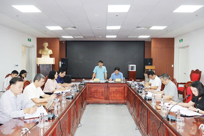 Ban Đô thị HĐND thành phố thẩm tra hồ sơ dự thảo nghị quyết trình tại Kỳ họp thứ 30 (Kỳ họp chuyên đề) HĐND thành phố khóa XVI