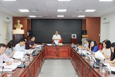 Thẩm tra các báo cáo, tờ trình, dự thảo nghị quyết trình tại Kỳ họp thứ 30 (Kỳ họp chuyên đề) HĐND thành phố khóa XVI